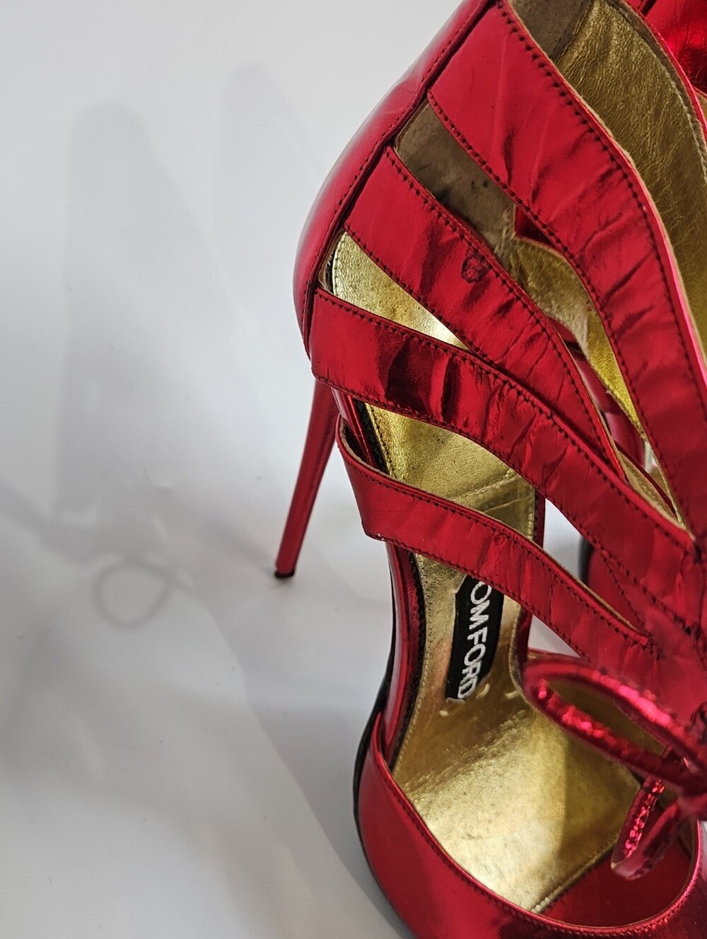 Tom Ford Vintage Red Shiny Metallic Strappy Lace-Up Peep-Toe Stilettos Size 41.5 - Picture 7 of 15